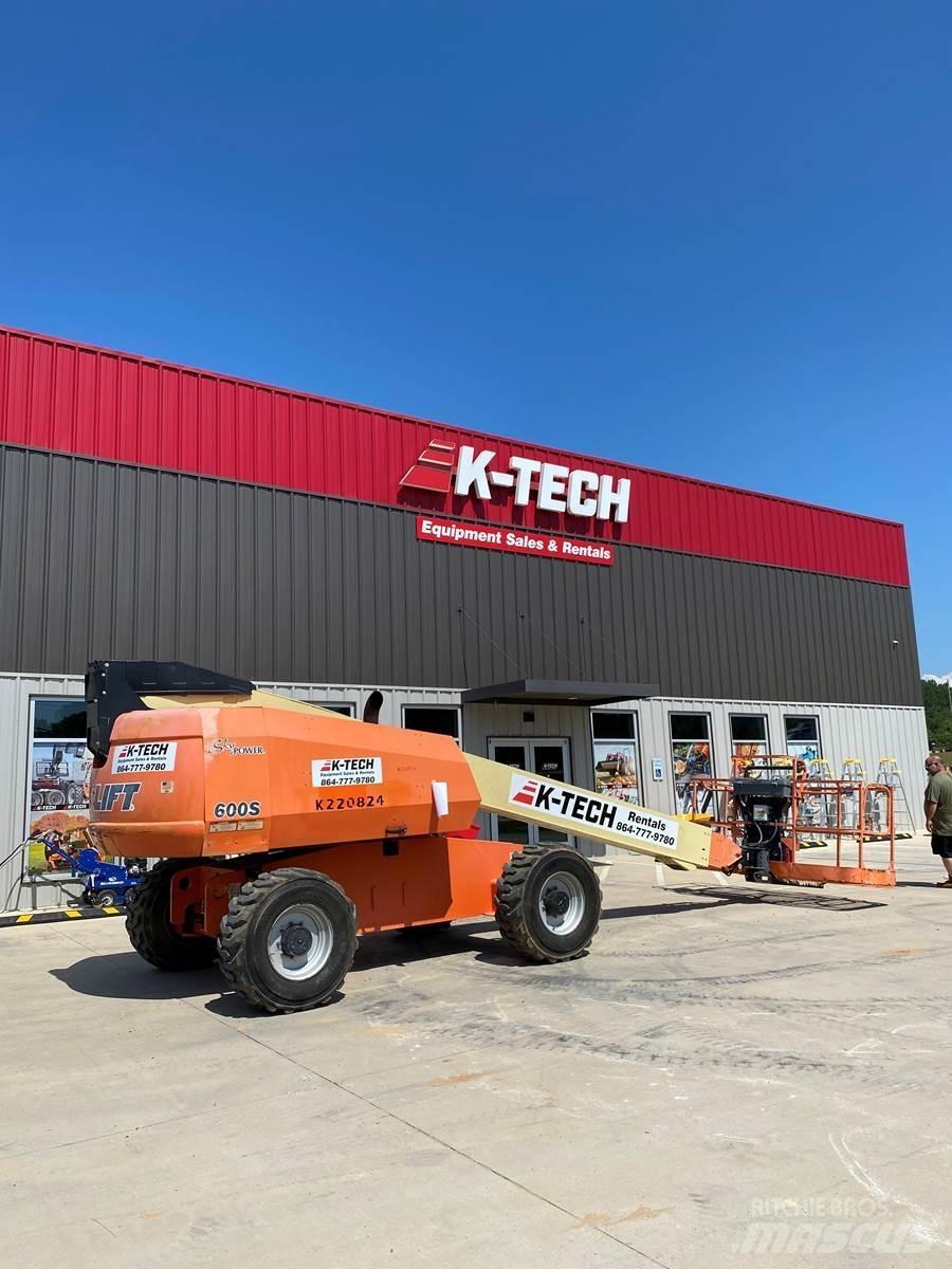 JLG 600S Piattaforme a braccio telescopico