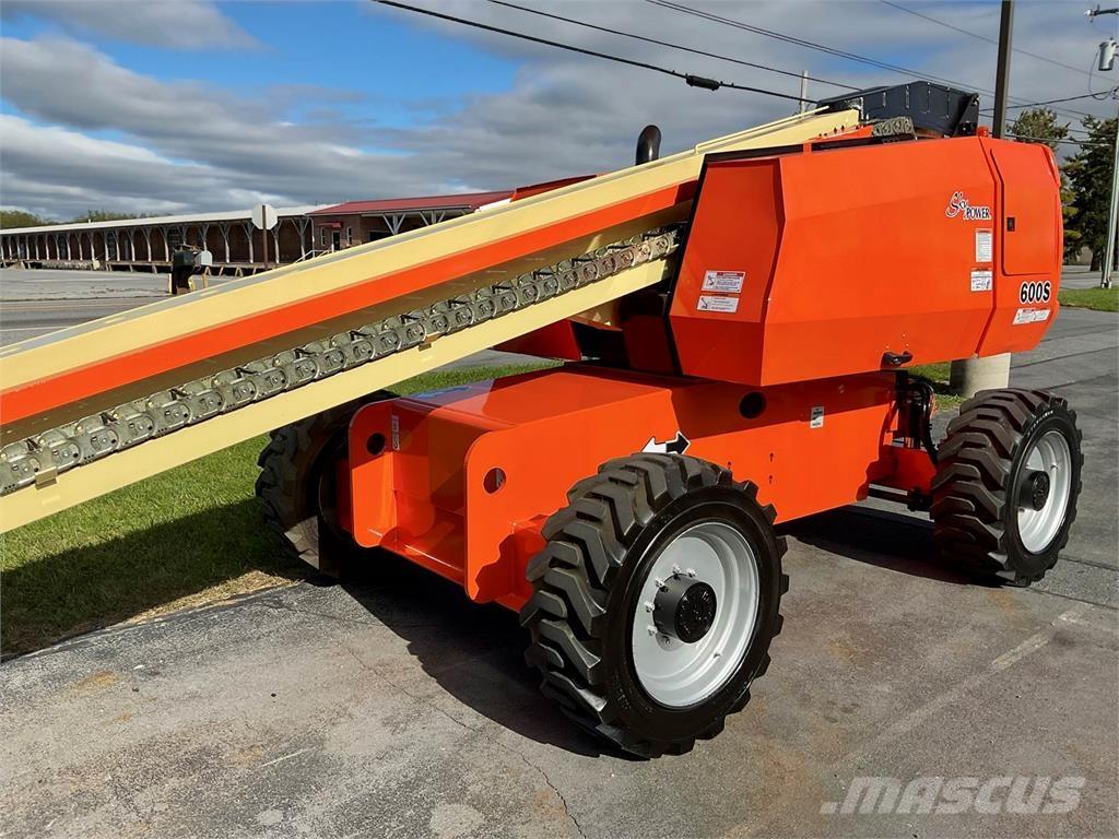 JLG 600S Piattaforme a braccio telescopico