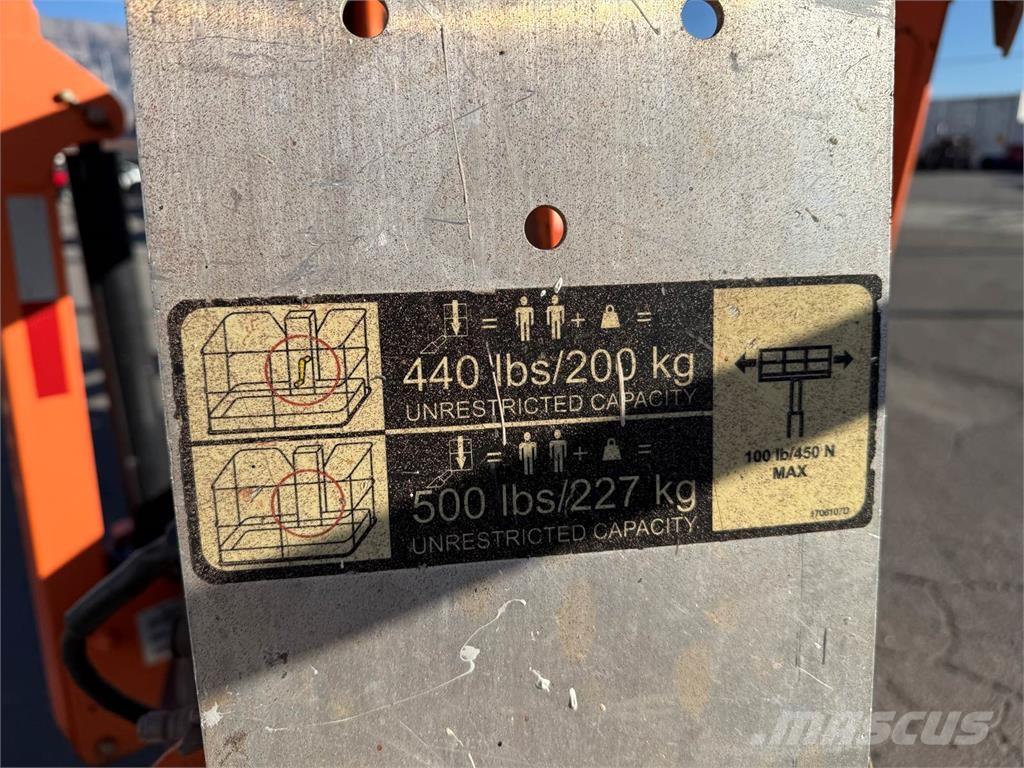 JLG T350 Piattaforme cingolate, Piattaforme a ragno e Montacarichi