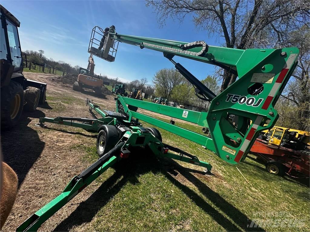JLG T500J Piattaforme aeree su rimorchio