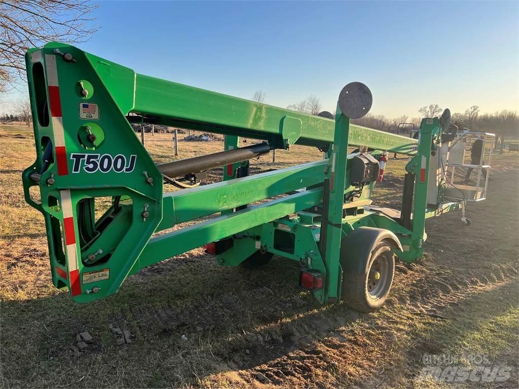 JLG T500J Piattaforme aeree su rimorchio