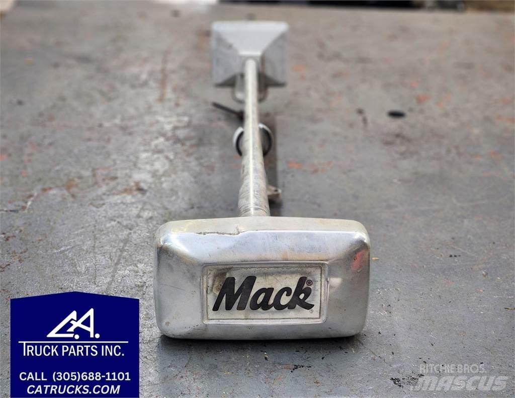 Mack  Altri componenti