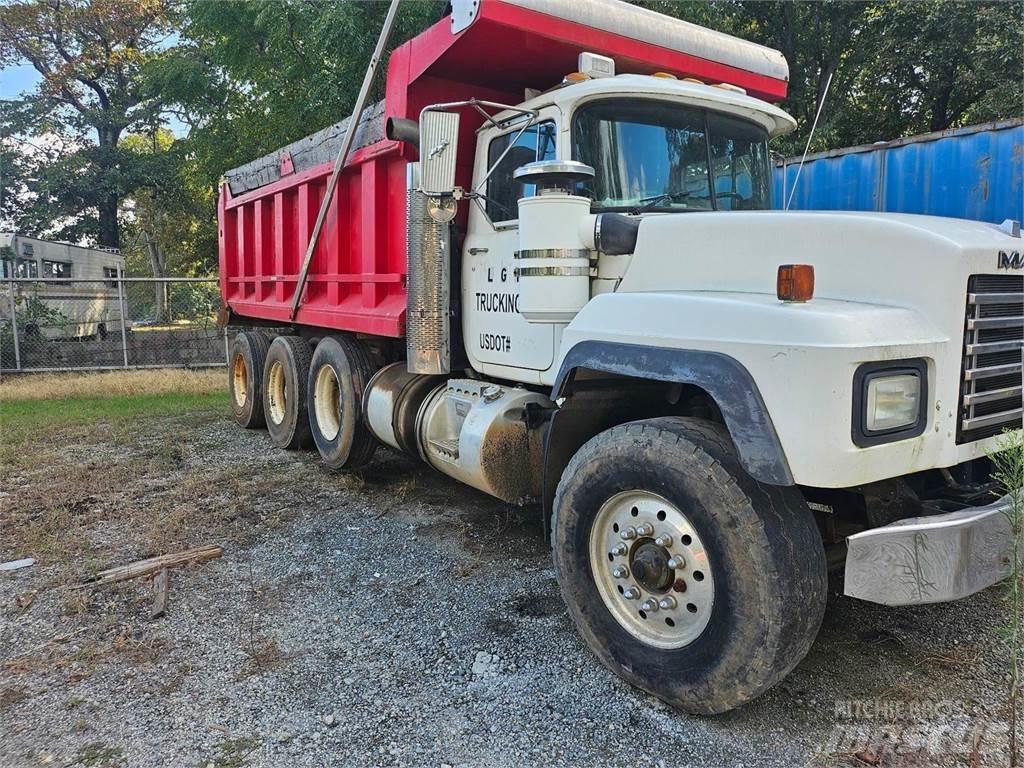 Mack 600RD Camion ribaltabili