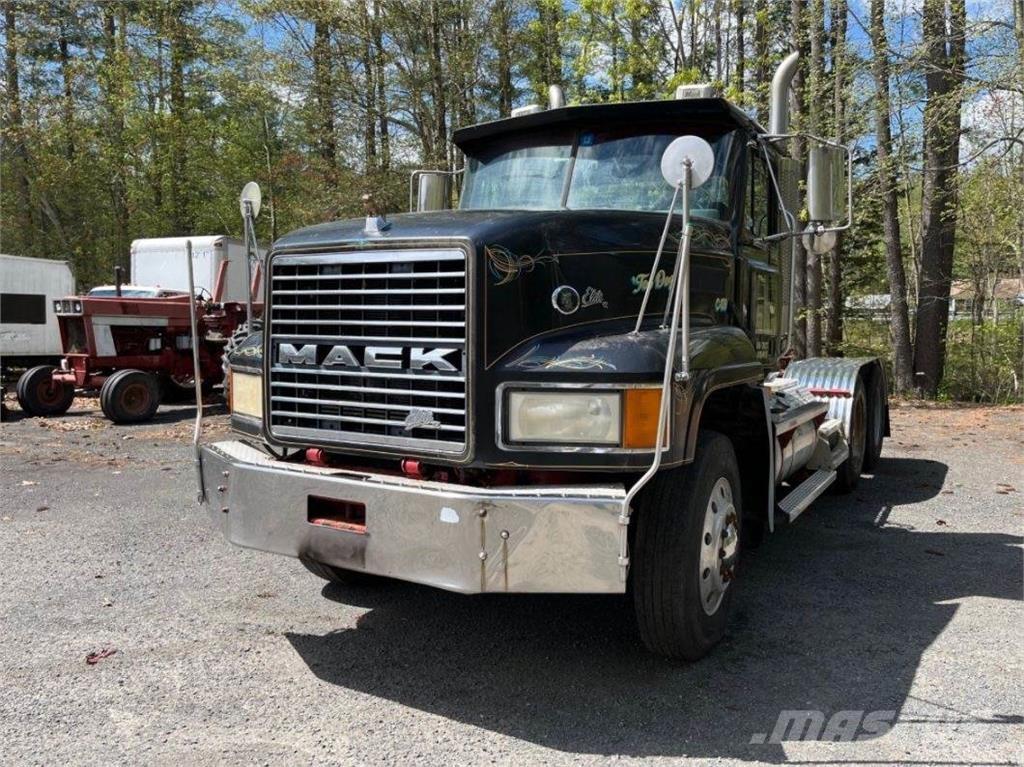 Mack CL733 Motrici e Trattori Stradali