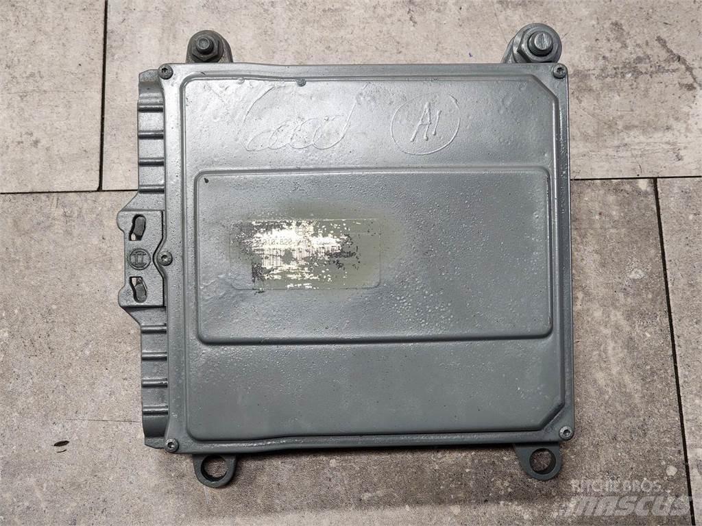 Mack E7 Componenti elettroniche