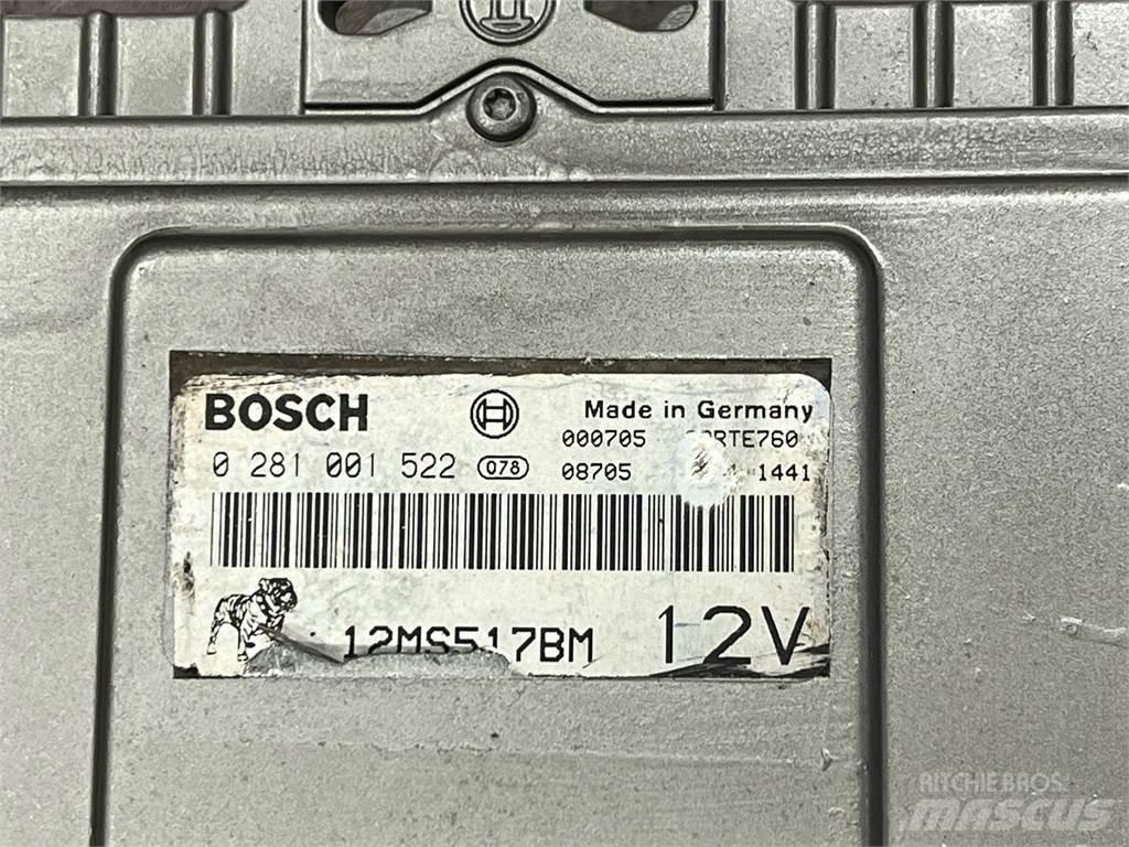 Mack E7 Componenti elettroniche