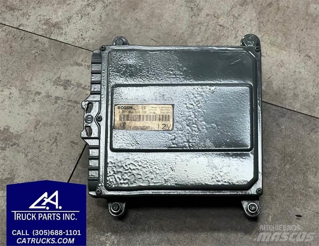 Mack E7 Componenti elettroniche
