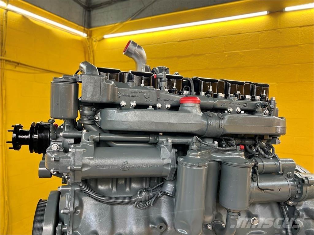 Mack E7 Motori