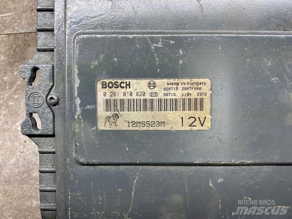 Mack E7 Componenti elettroniche