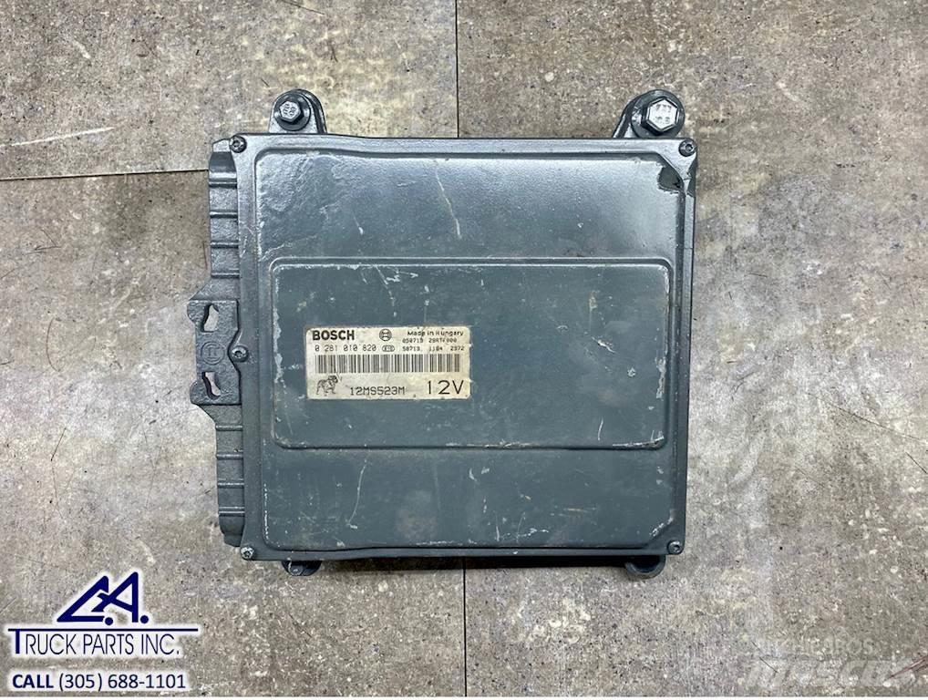 Mack E7 Componenti elettroniche