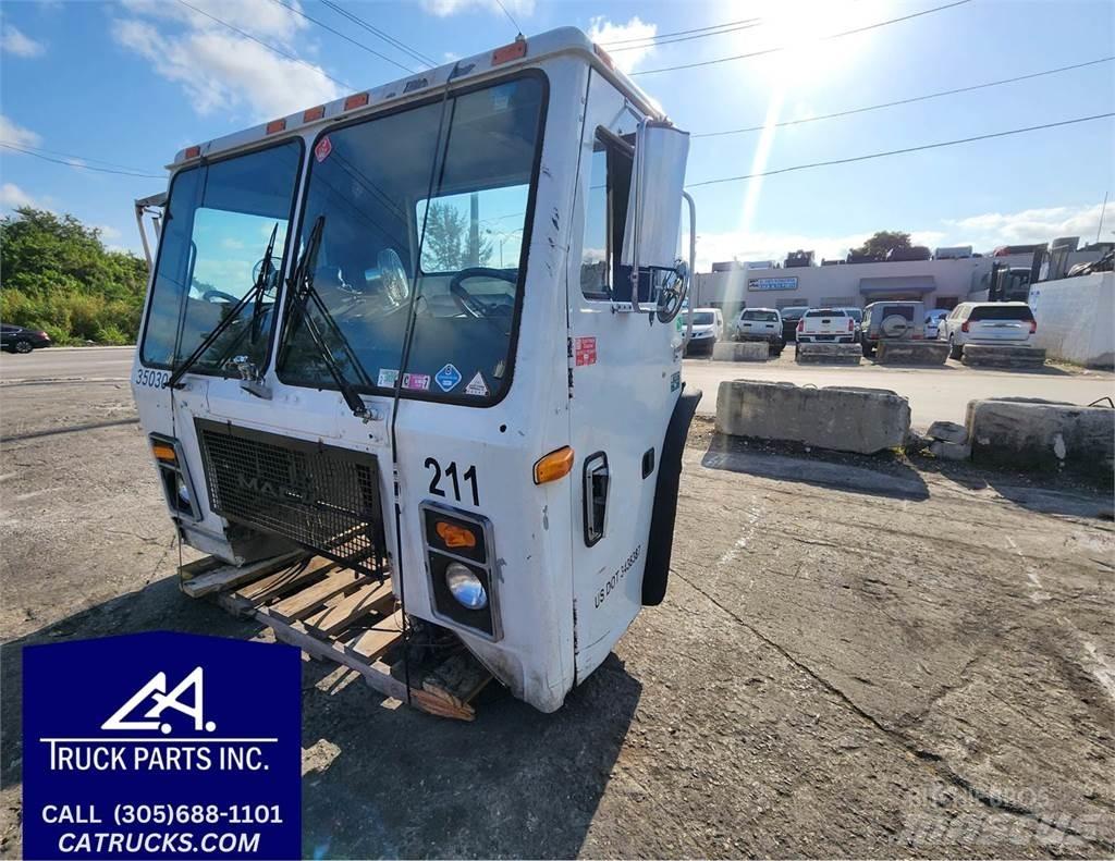 Mack LE613 Trasporto - Altro