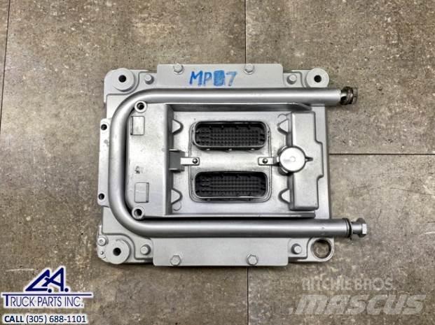 Mack MP7 Componenti elettroniche