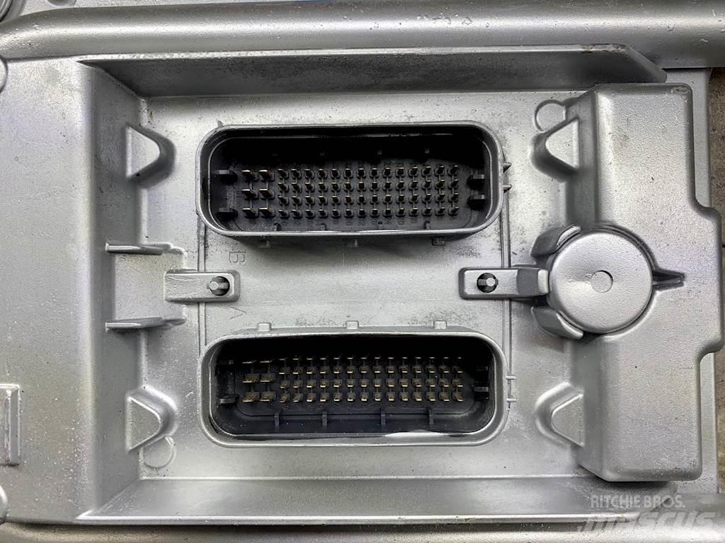 Mack MP7 Componenti elettroniche