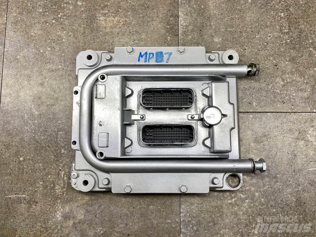 Mack MP7 Componenti elettroniche