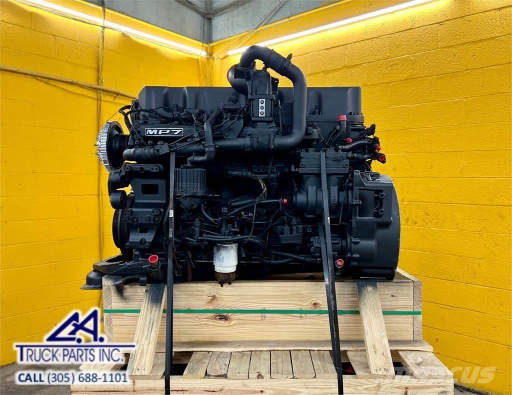 Mack MP7 Motori