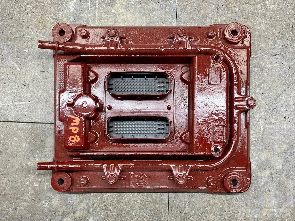 Mack MP8 Componenti elettroniche