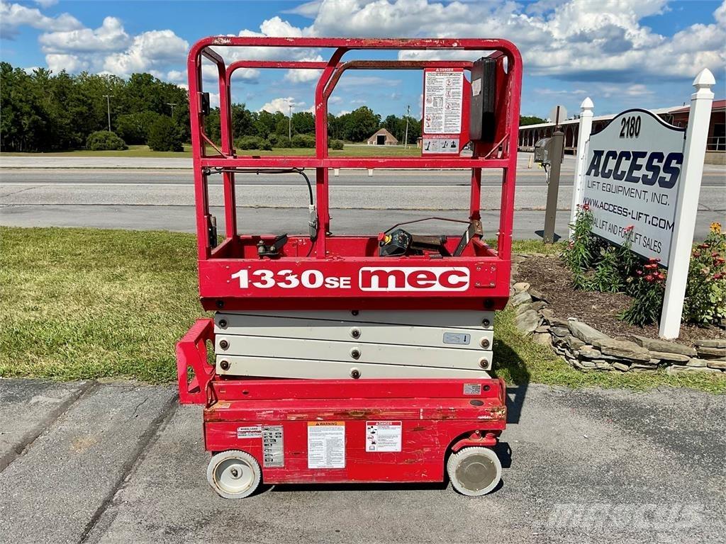 MEC 1330SE Piattaforme a pantografo
