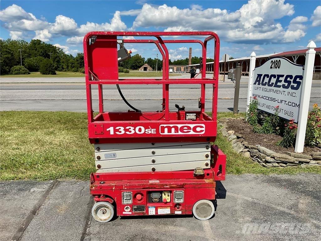 MEC 1330SE Piattaforme a pantografo