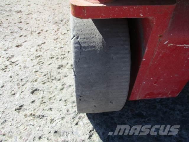 MEC 1330SE Piattaforme a pantografo