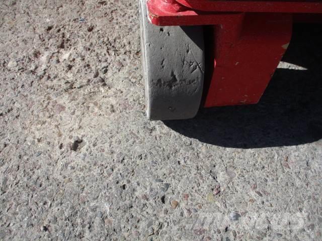 MEC 1330SE Piattaforme a pantografo