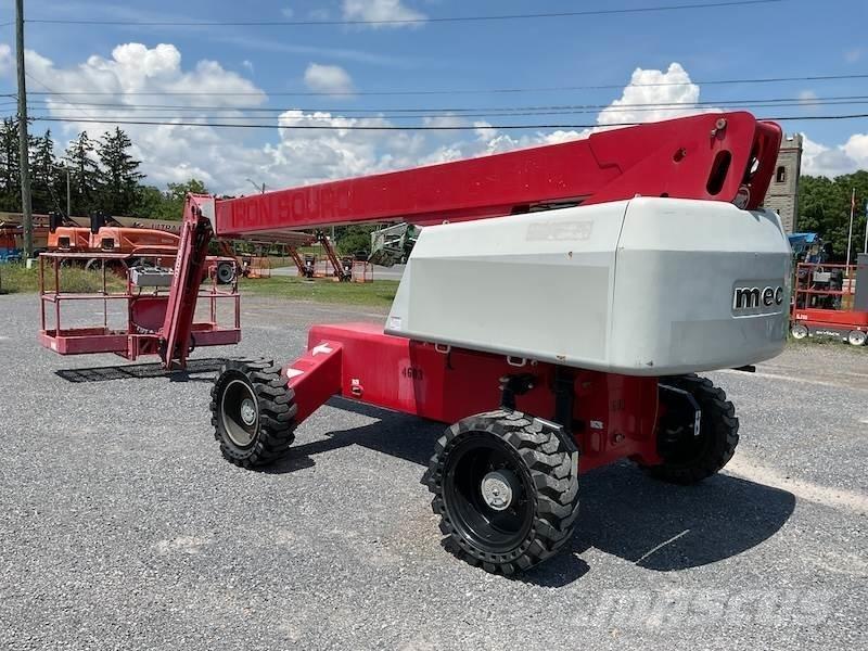 MEC 45J Piattaforme a braccio telescopico