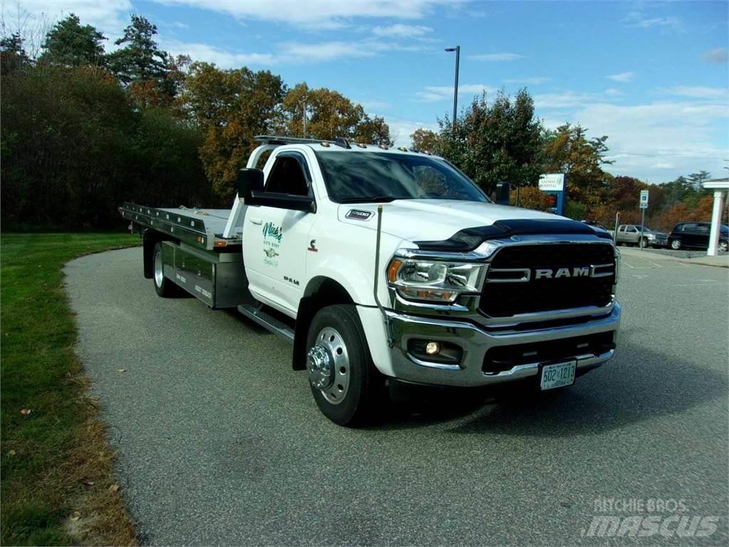 RAM 5500 Camion con gancio di sollevamento