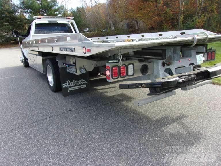 RAM 5500 Camion con gancio di sollevamento