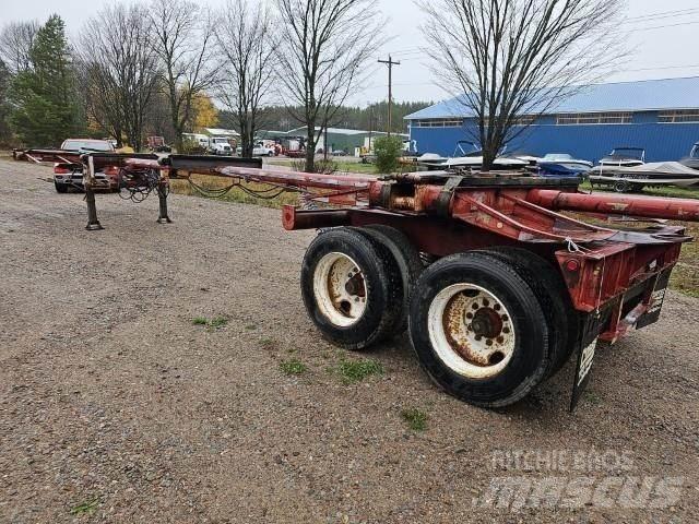 SPCNS POLE Carrelli Trailers