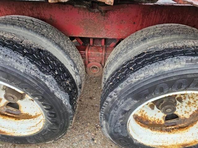 SPCNS POLE Carrelli Trailers