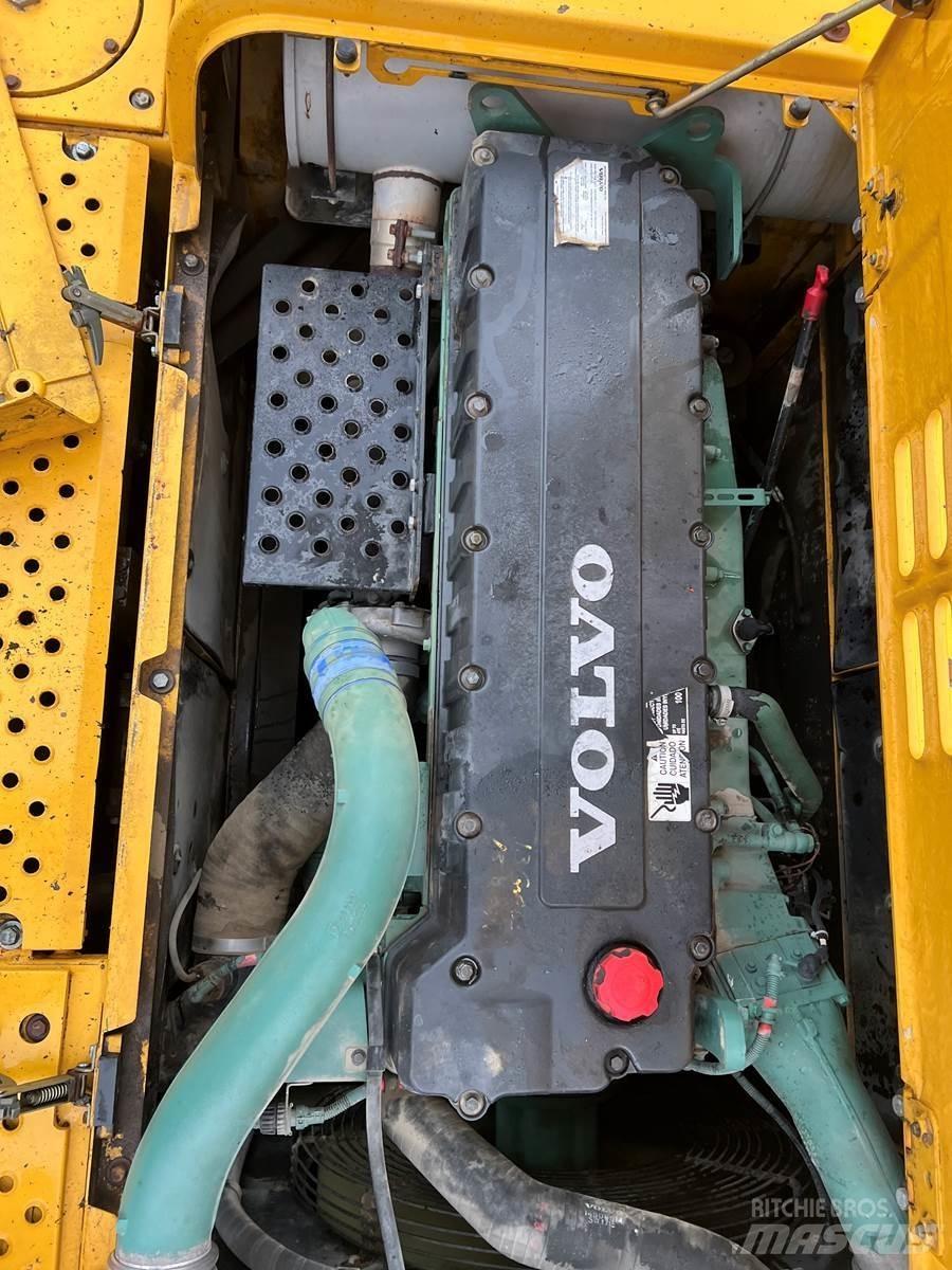 Volvo 460 Escavatori cingolati