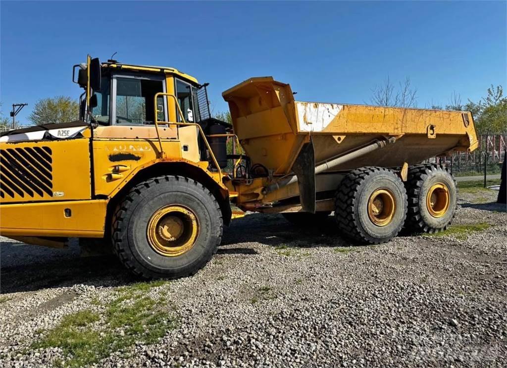 Volvo A25E Camion ribaltabili