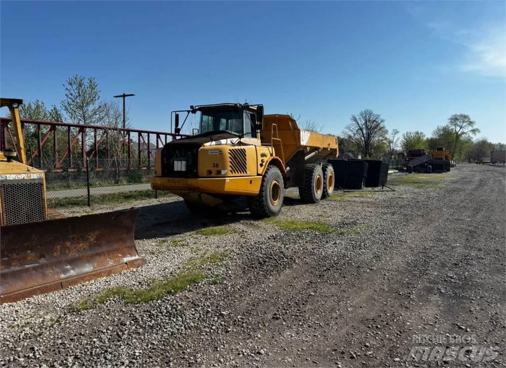 Volvo A25E Camion ribaltabili