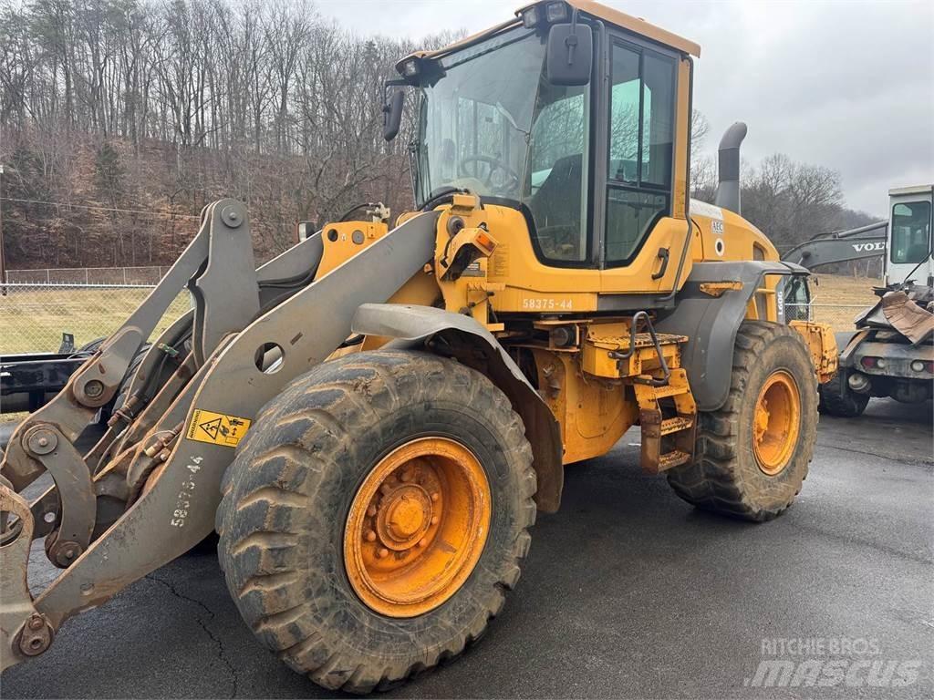 Volvo L60G Pale gommate