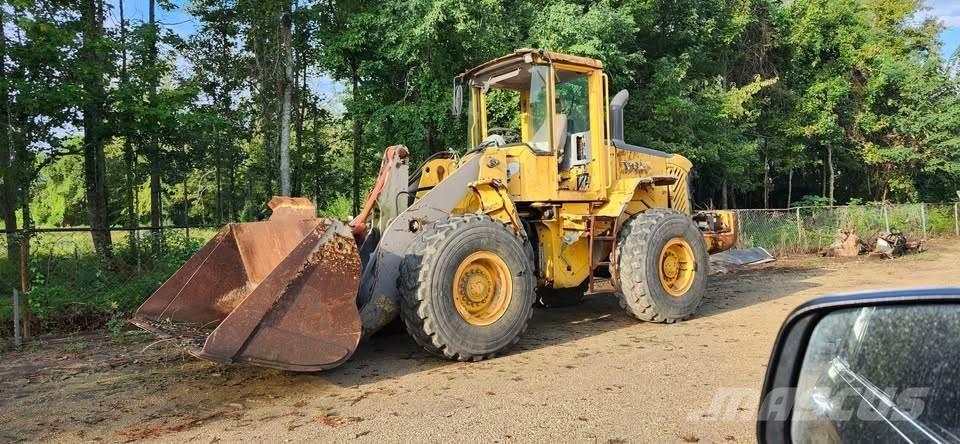 Volvo L90E Pale gommate