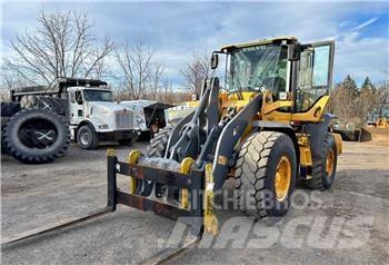 Volvo L90G Pale gommate