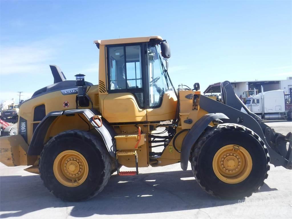 Volvo L90H Pale gommate