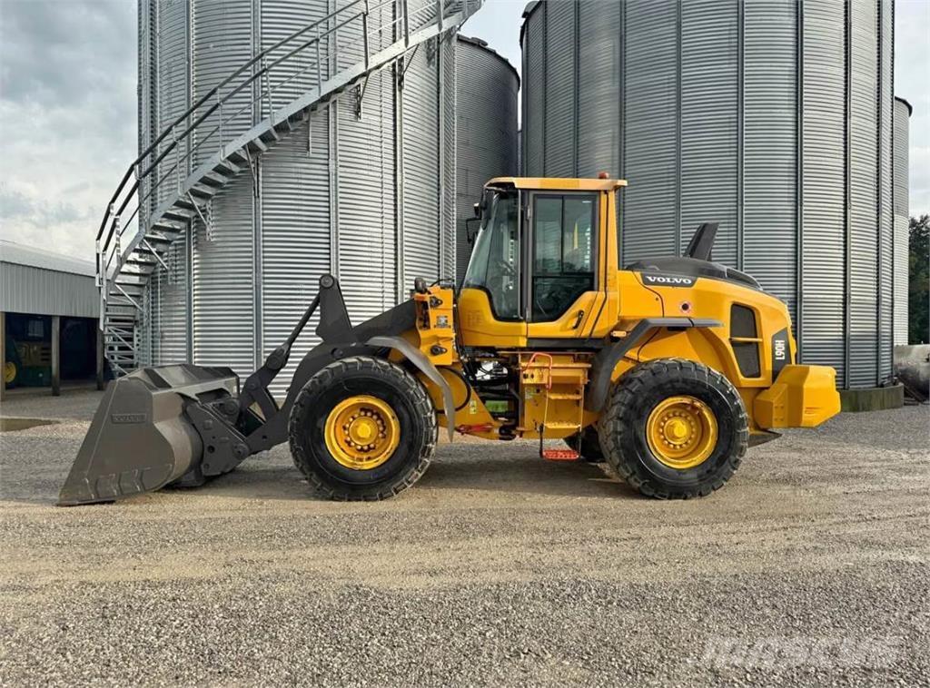 Volvo L90H Pale gommate
