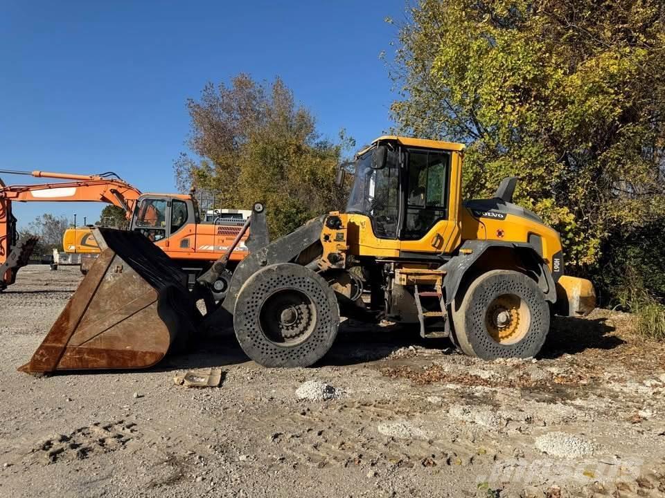 Volvo L90H Pale gommate