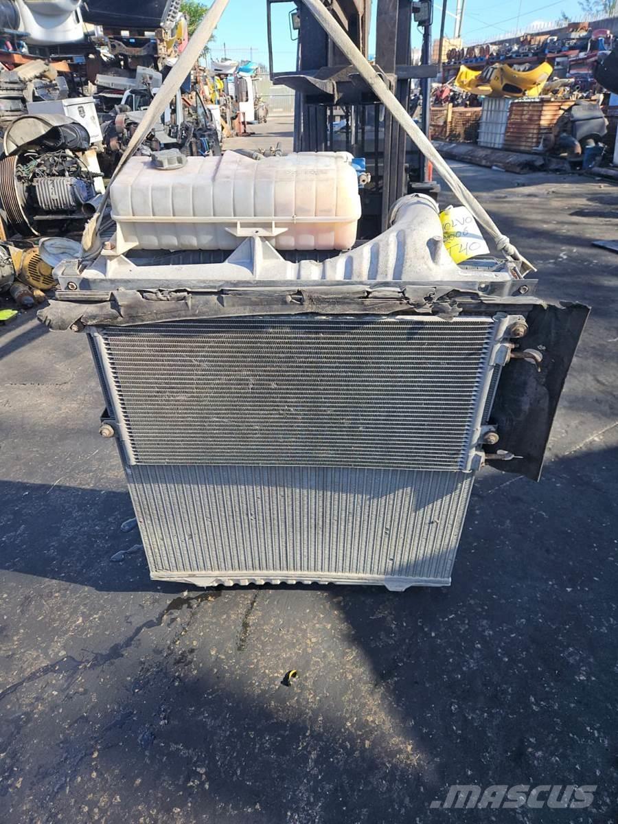 Volvo VNL Radiatori