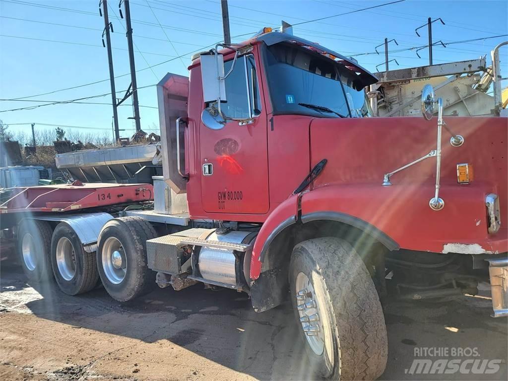 Volvo WG64 Motrici e Trattori Stradali