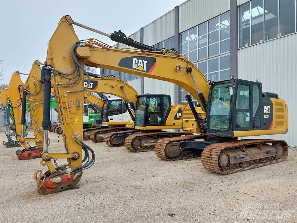 CAT 323F Escavatori cingolati