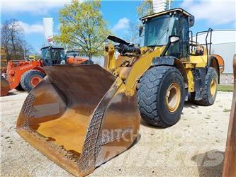 CAT 966M Pale gommate