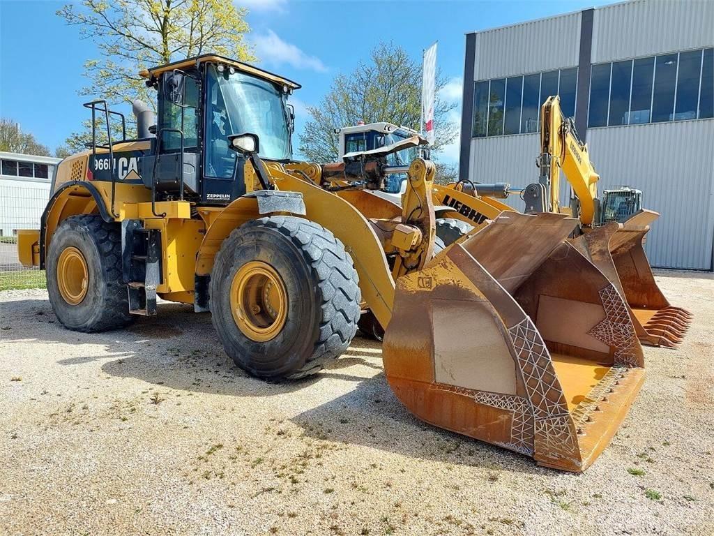 CAT 966M Pale gommate