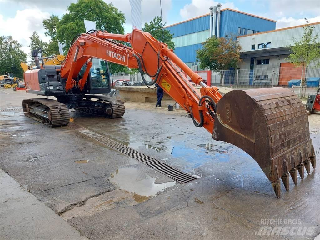 Hitachi ZX 210LC Escavatori cingolati