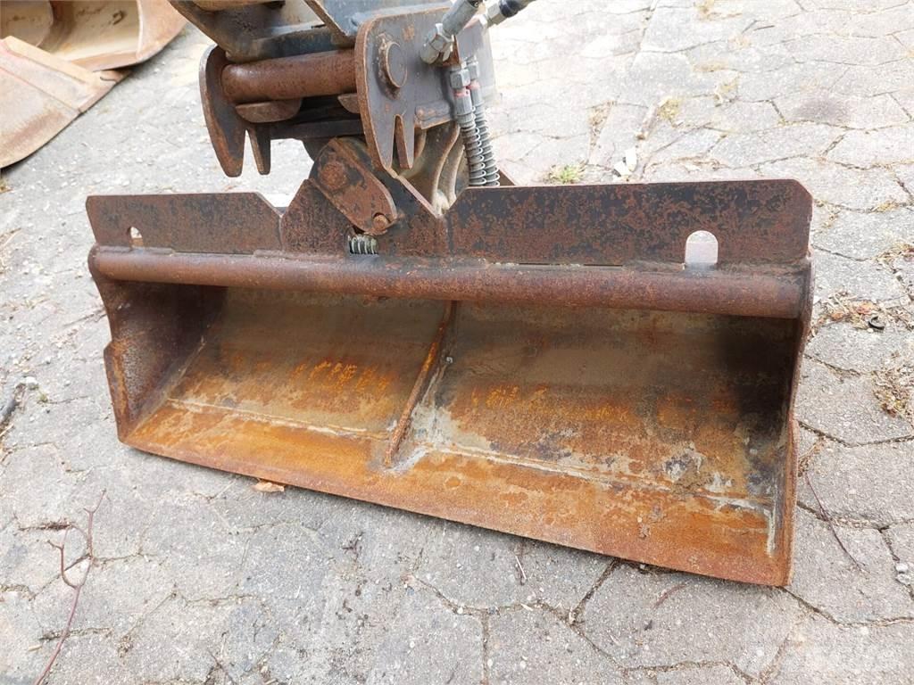 Yanmar SV16 Escavatori cingolati