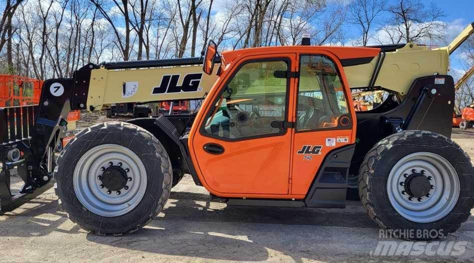 JLG 742 Sollevatori telescopici