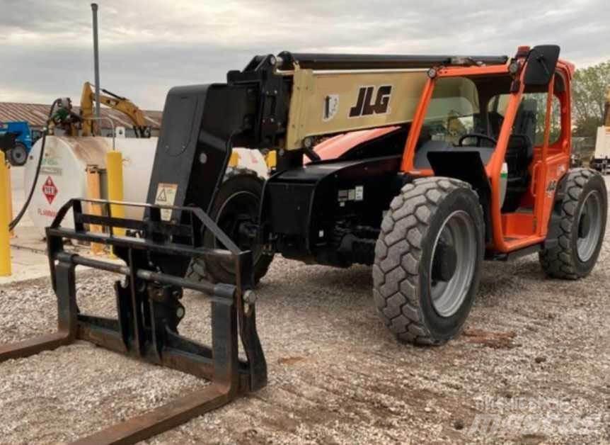 JLG 943 Sollevatori telescopici