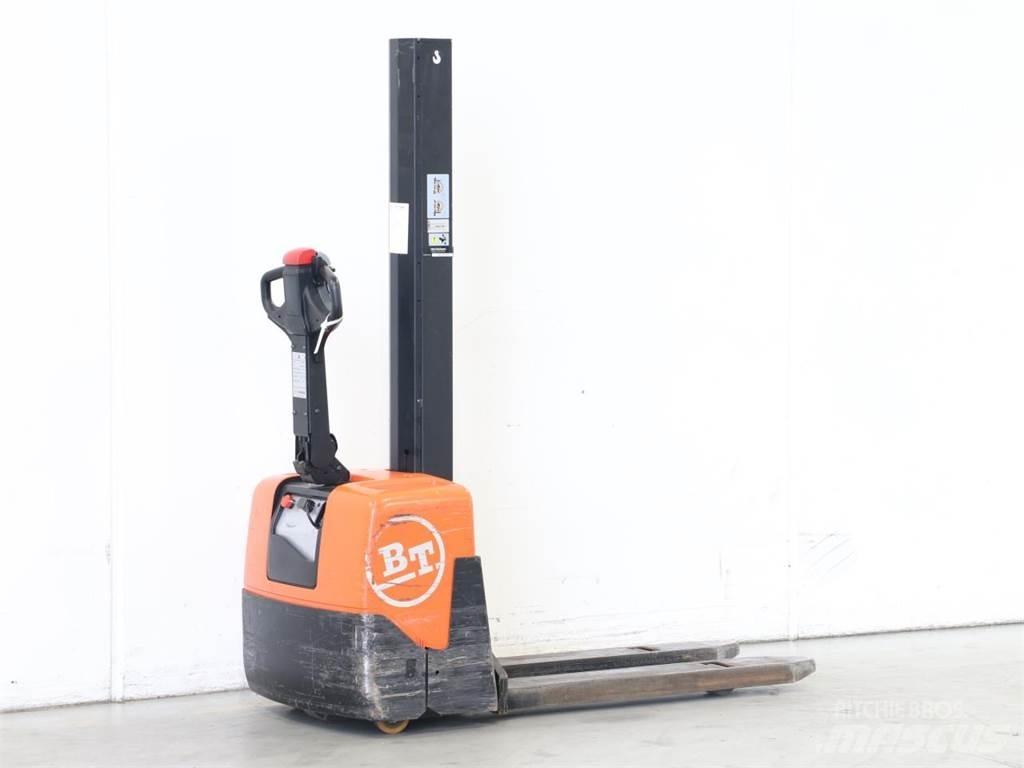 BT HWE100 Transpallet uomo a terra