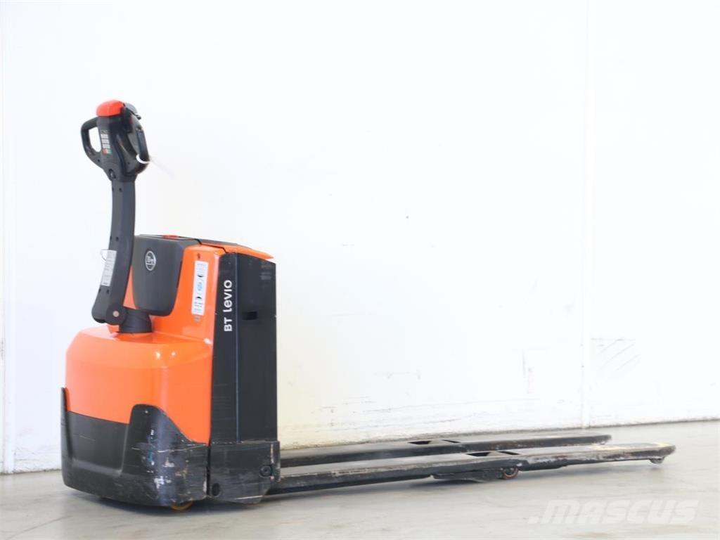 BT LWE160 Transpallet uomo a terra