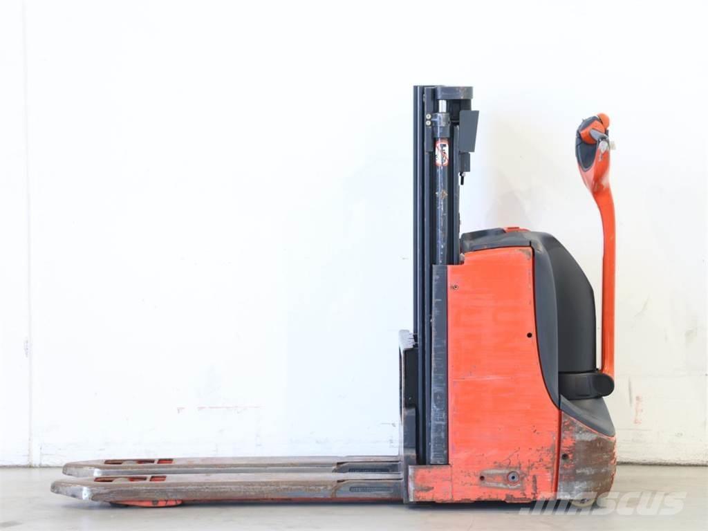 Linde D06/1160 Transpallet uomo a terra